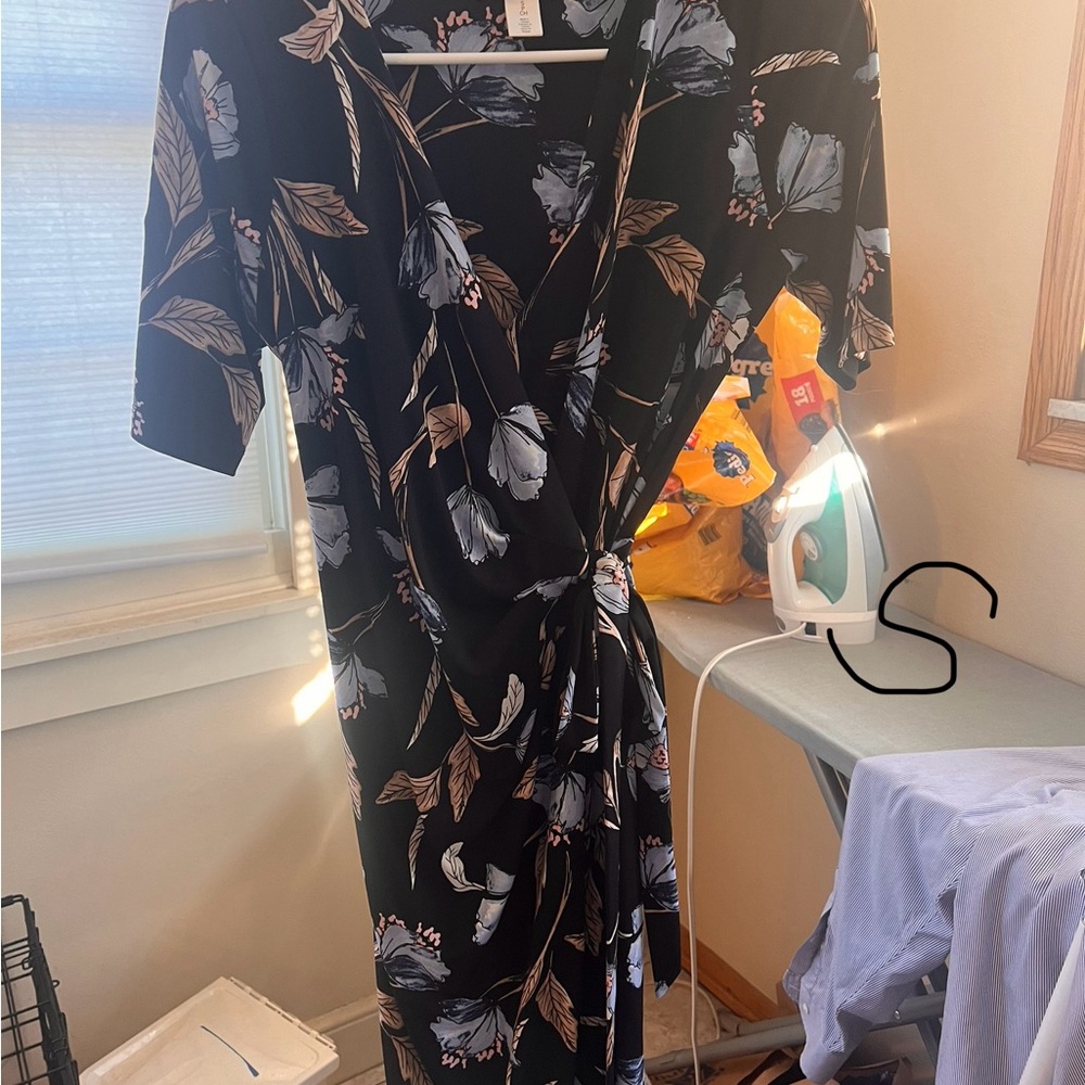 Motherhood Maternity Black Floral Dress